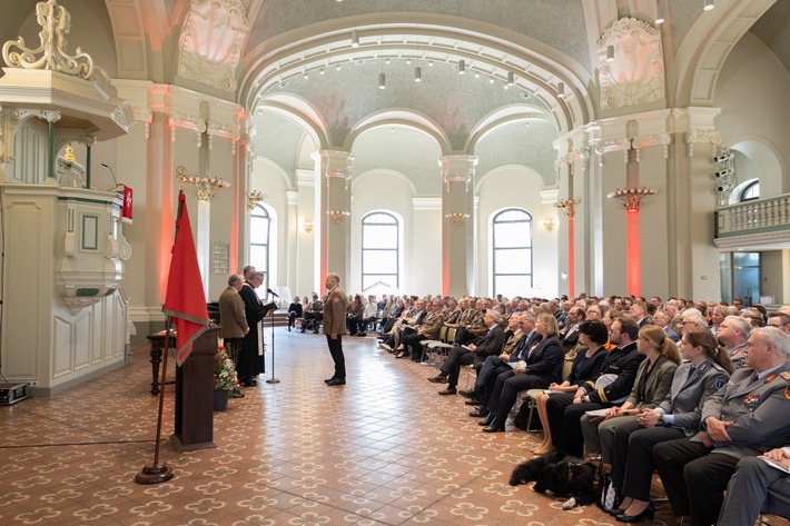Oliver Meermann bei seiner Amtseinführung im Bundesvorstand der Johanniter-Unfall-Hilfe im Französischen Dom in Berlin